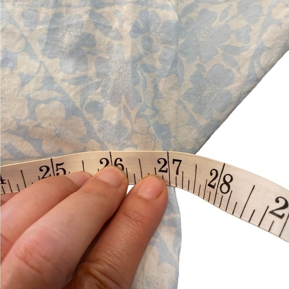 AE American Eagle resort shirt blue and white bshirt sleeve button down - Picture 16 of 16